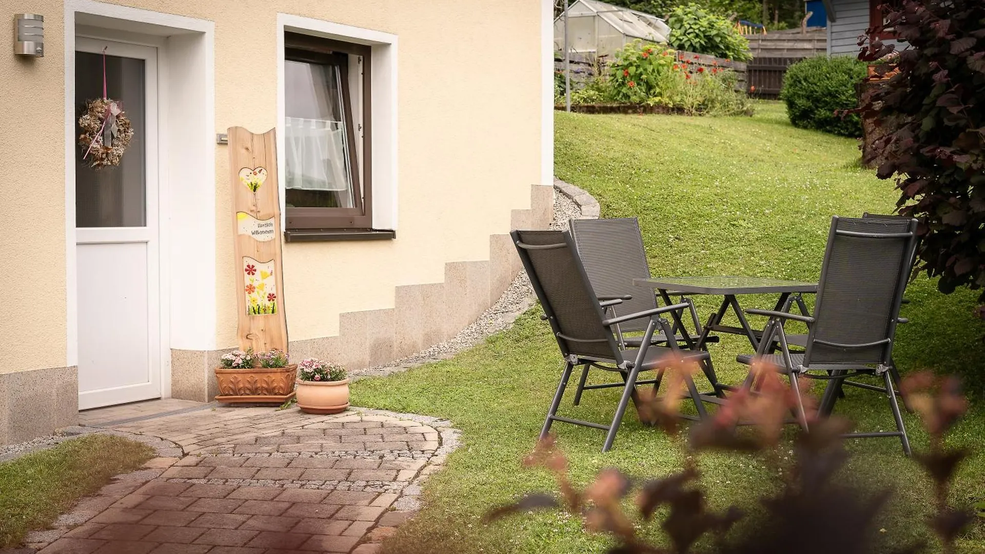 Apartment Buchen Blick - Ruhige moderne Ferienwohnung 82qm. Fichtelberg